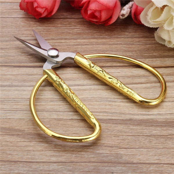 European Vintage Gold Sewing Scissors (3" x 2")