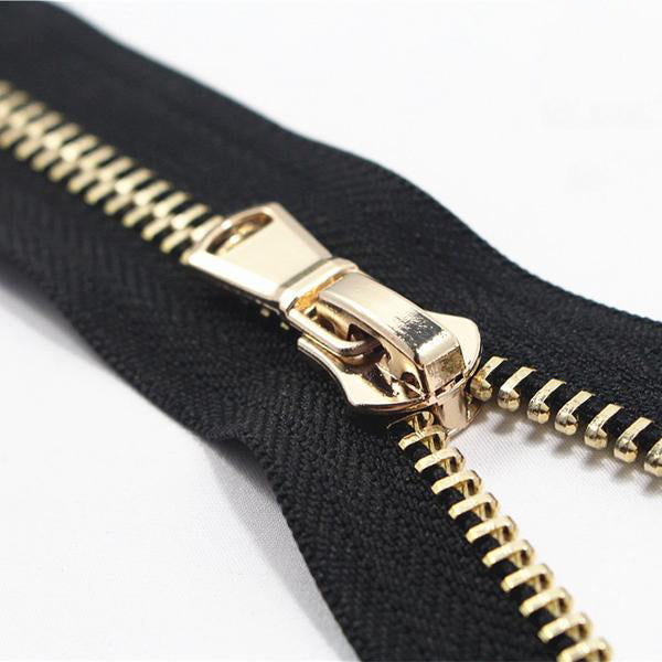 Open-End Metal Zippers With Pearl Slider