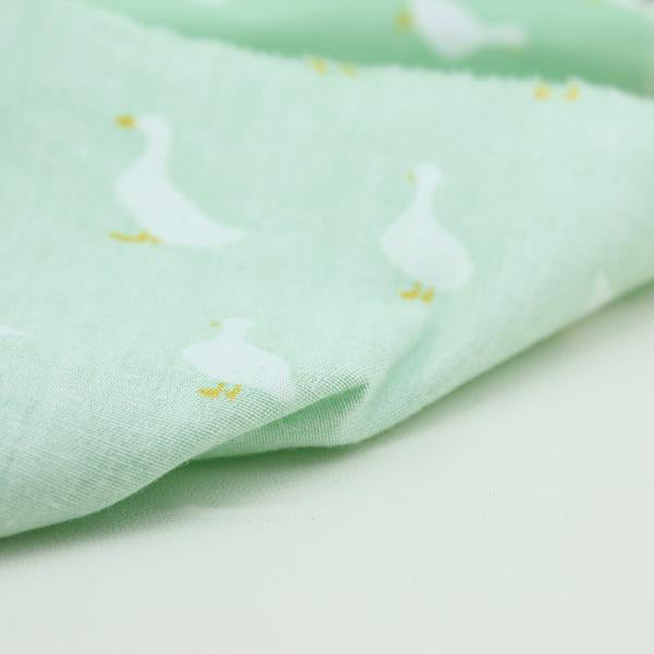 4 pcs Cotton Fabric (16" x 20") Swan Collection